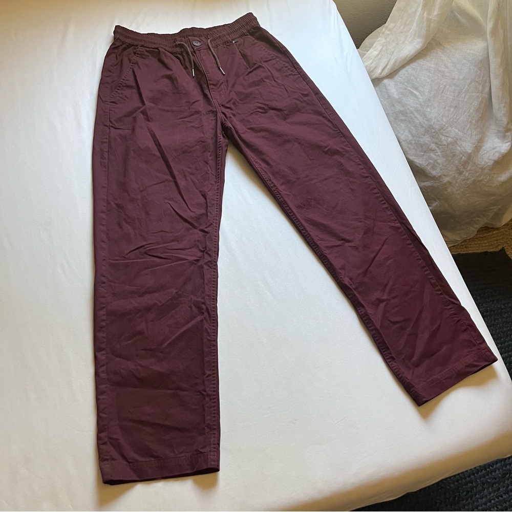 THE HUNDREDS maroon‎ burgundy red straight leg elastic waist cropped pants